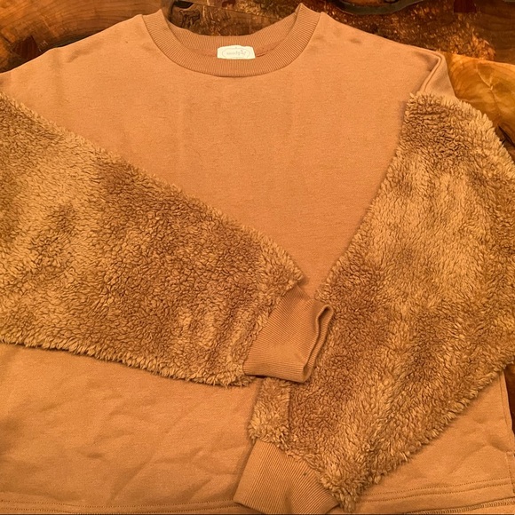 Mud Pie Size S Camel Sweatshirt - Picture 3 of 8
